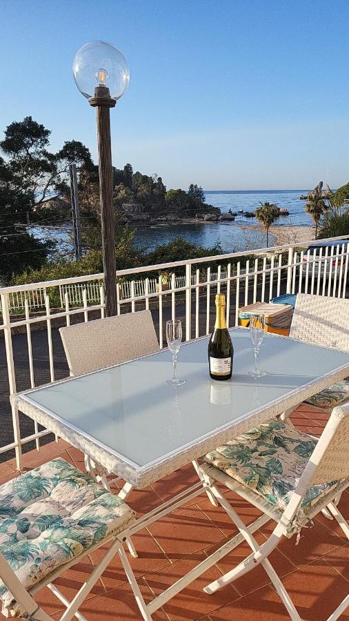 Taormina Isola Bella Suite Holiday home *